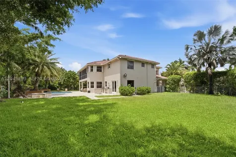 1585 Victoria Isle Way Weston FL 33327