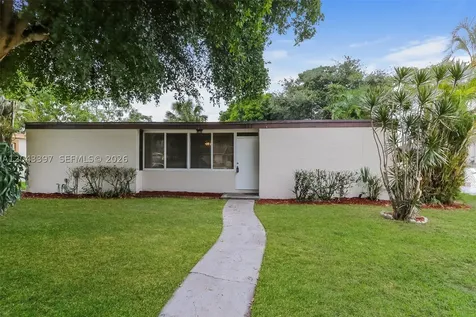11823 Dahlia Drive Royal Palm Beach FL 33411