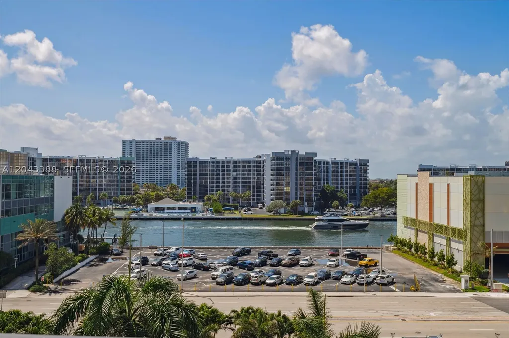 3505 S Ocean Drive Hollywood FL 33019