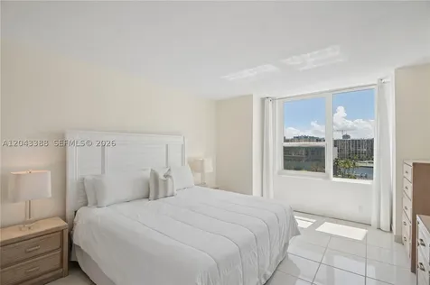 3505 S Ocean Drive Hollywood FL 33019