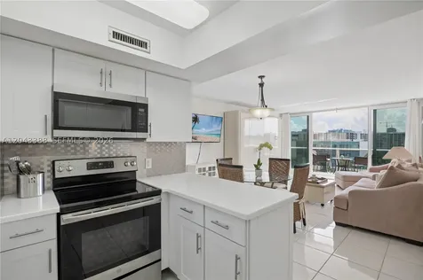 3505 S Ocean Drive Hollywood FL 33019