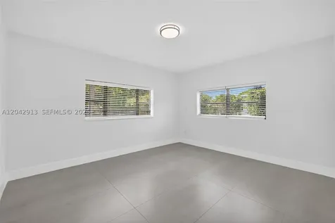 North Miami Beach FL 33162