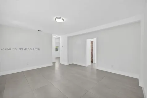 North Miami Beach FL 33162
