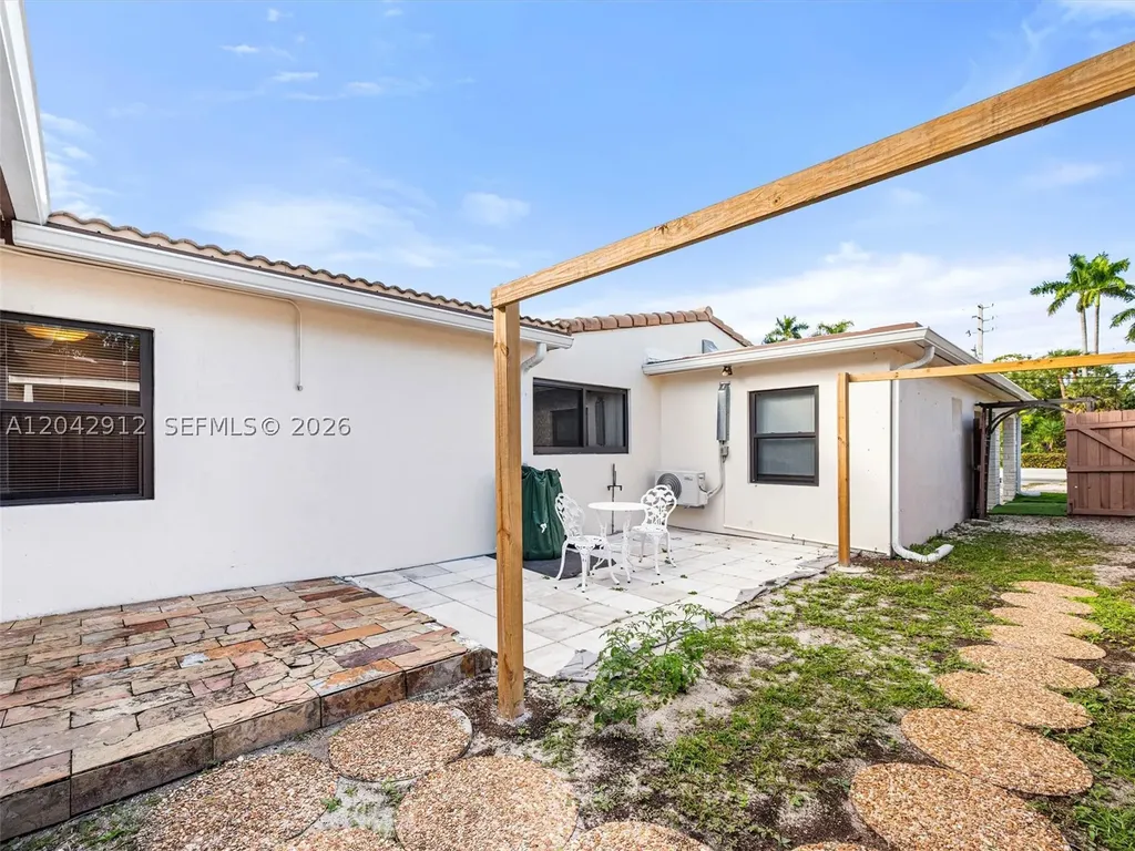 700 SW 12th Street Fort Lauderdale FL 33315