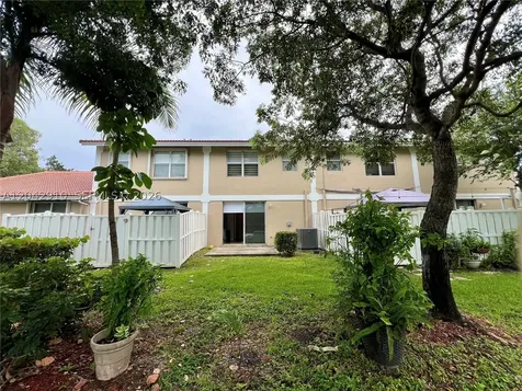 8917 NW 54th Street Sunrise FL 33351