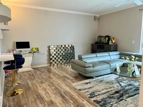 8917 NW 54th Street Sunrise FL 33351