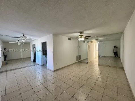 6675 W 4th Avenue Hialeah FL 33012
