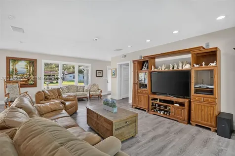 7240 SW 131st Street Pinecrest FL 33156