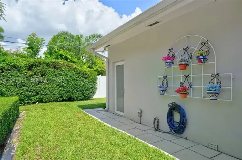 7240 SW 131st Street Pinecrest FL 33156