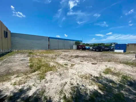 3367 NW 68th Street Miami FL 33147