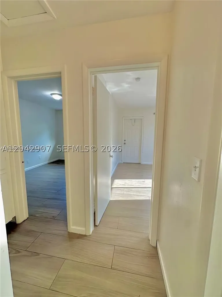 1821 N 17th Court Hollywood FL 33020