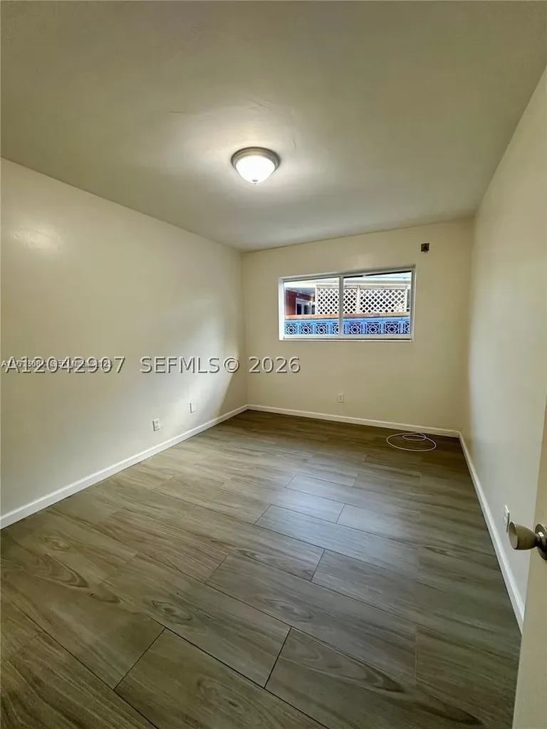 1821 N 17th Court Hollywood FL 33020