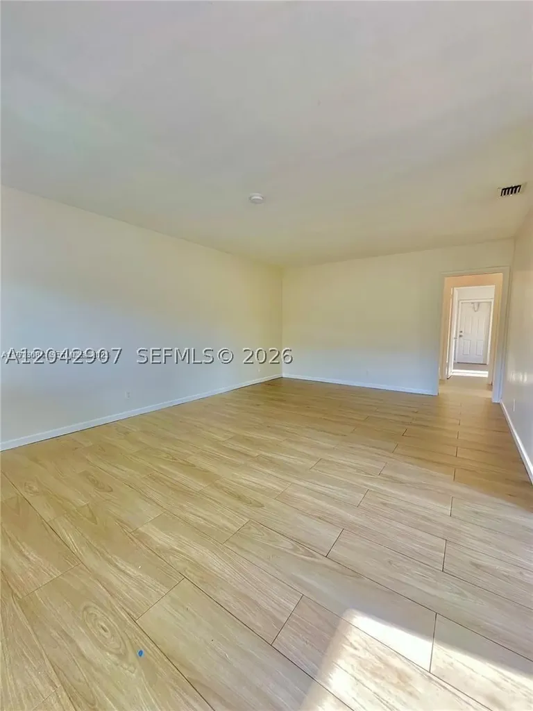 1821 N 17th Court Hollywood FL 33020