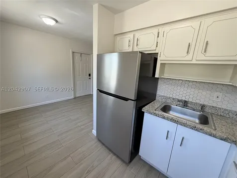 1821 N 17th Court Hollywood FL 33020