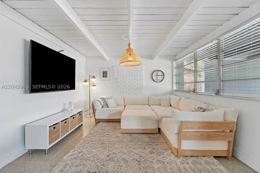 1250 NE 23rd Place Pompano Beach FL 33064