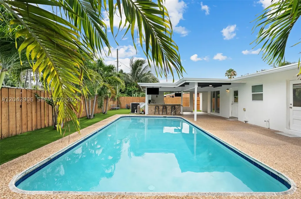1250 NE 23rd Place Pompano Beach FL 33064