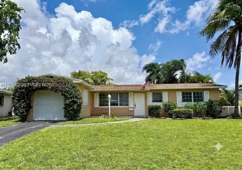 830 SW 64th Parkway Pembroke Pines FL 33023