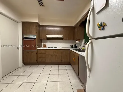 830 SW 64th Parkway Pembroke Pines FL 33023