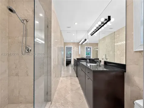 4943 Riviera Drive Coral Gables FL 33146