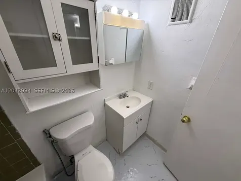 4370 NW 11th Street Miami FL 33126
