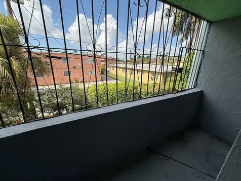 4370 NW 11th Street Miami FL 33126