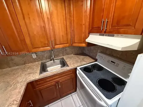 4370 NW 11th Street Miami FL 33126