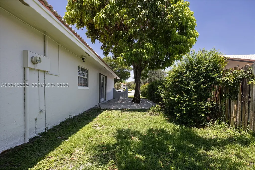 2757 NW 116th Terrace Coral Springs FL 33065