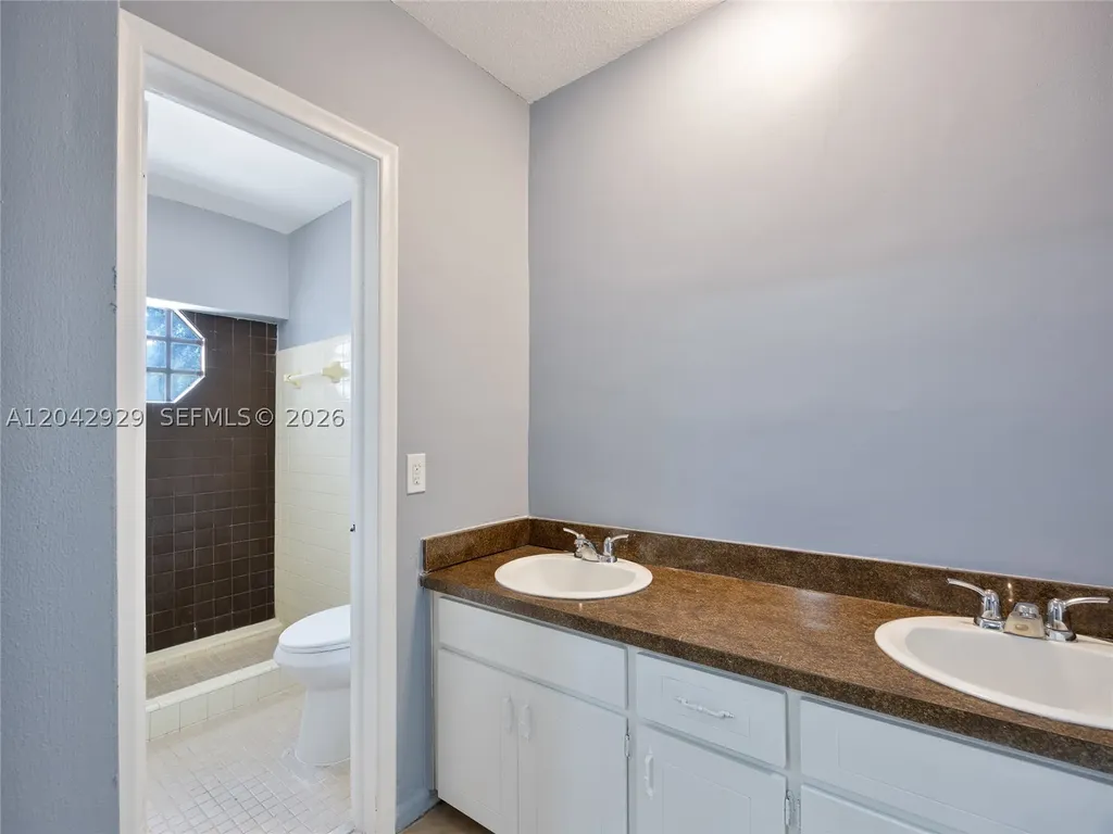 2757 NW 116th Terrace Coral Springs FL 33065