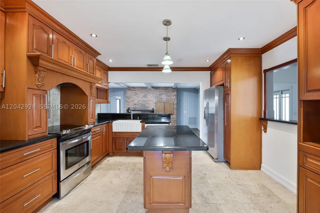 2757 NW 116th Terrace Coral Springs FL 33065