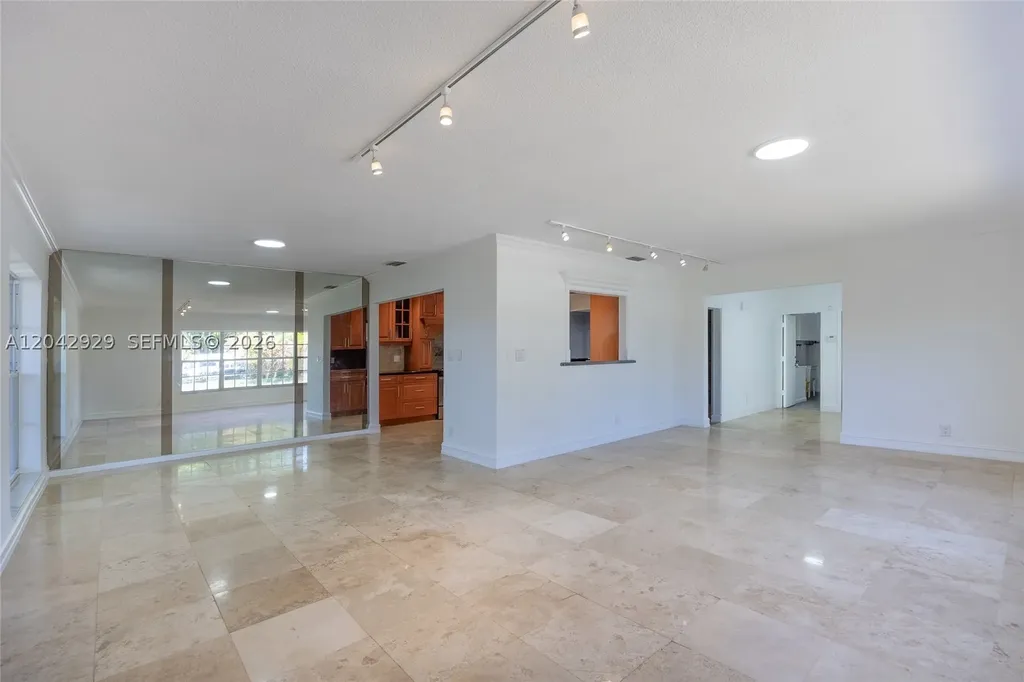 2757 NW 116th Terrace Coral Springs FL 33065