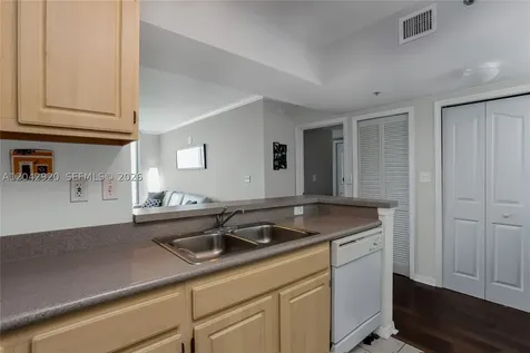 2665 SW 37th Avenue Miami FL 33133