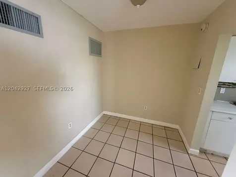 1255 W 49th Place Hialeah FL 33012
