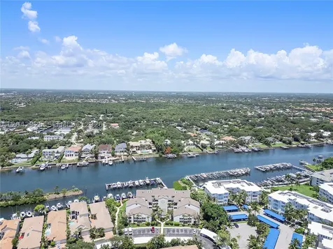 522 Oak Harbour Drive Juno Beach FL 33408