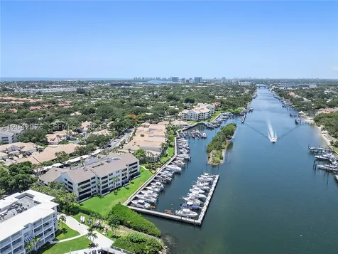 522 Oak Harbour Drive Juno Beach FL 33408