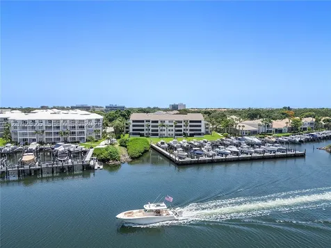 522 Oak Harbour Drive Juno Beach FL 33408