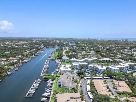 522 Oak Harbour Drive Juno Beach FL 33408