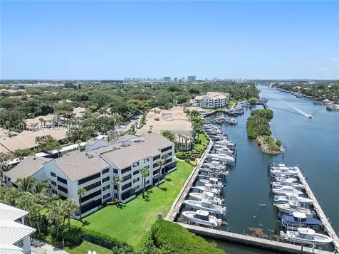 522 Oak Harbour Drive Juno Beach FL 33408