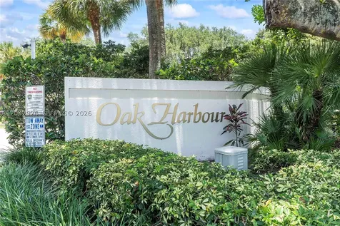 522 Oak Harbour Drive Juno Beach FL 33408
