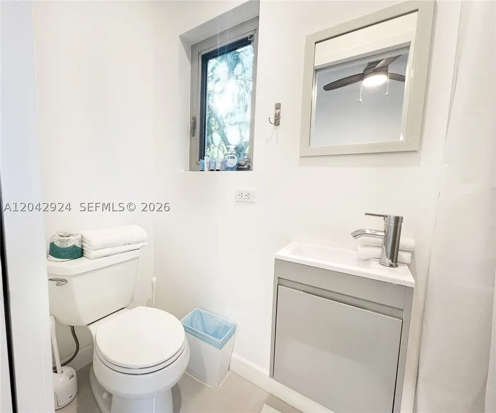513 SW 18th Court Fort Lauderdale FL 33315