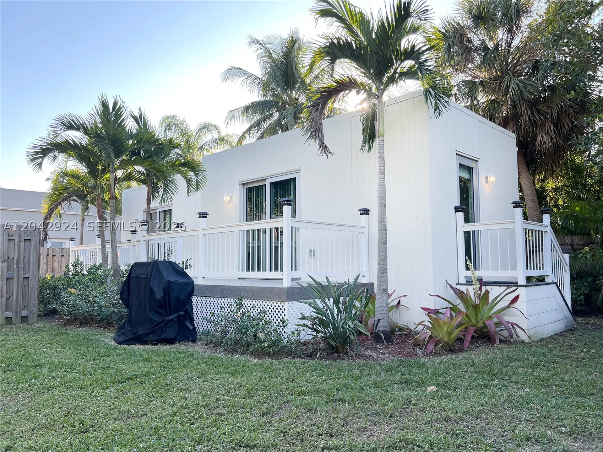 513 SW 18th Court Fort Lauderdale FL 33315