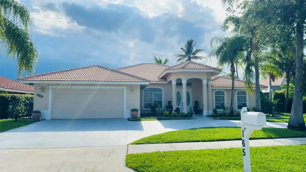 165 Cypress Trace Royal Palm Beach FL 33411