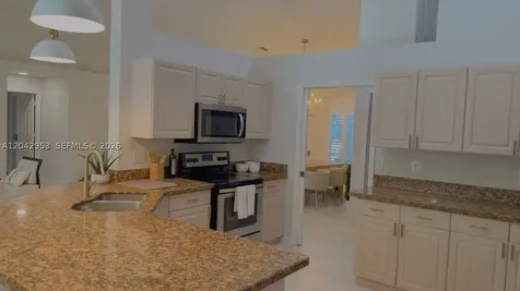165 Cypress Trace Royal Palm Beach FL 33411