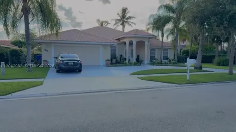 165 Cypress Trace Royal Palm Beach FL 33411