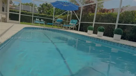 165 Cypress Trace Royal Palm Beach FL 33411