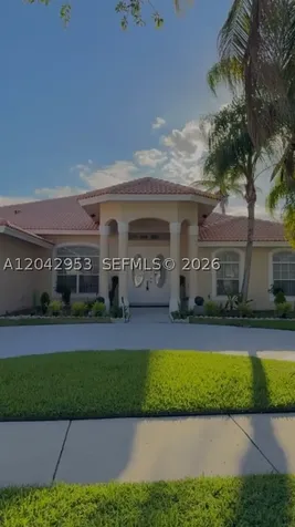 165 Cypress Trace Royal Palm Beach FL 33411