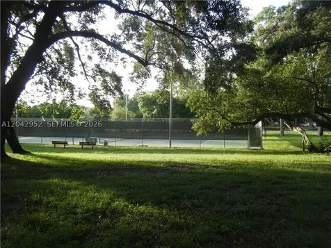 9401 Evergreen Place Davie FL 33324