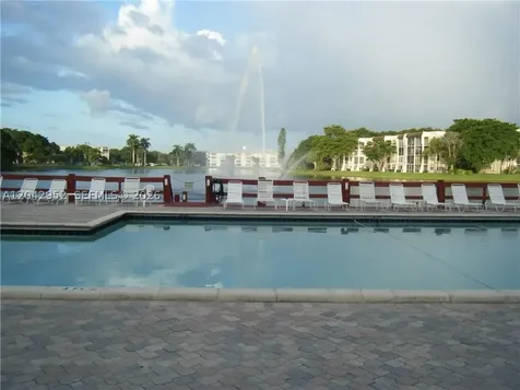 9401 Evergreen Place Davie FL 33324