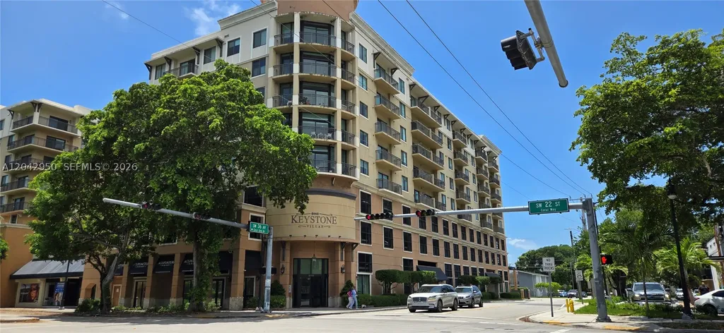 3590 Coral Way Miami FL 33145