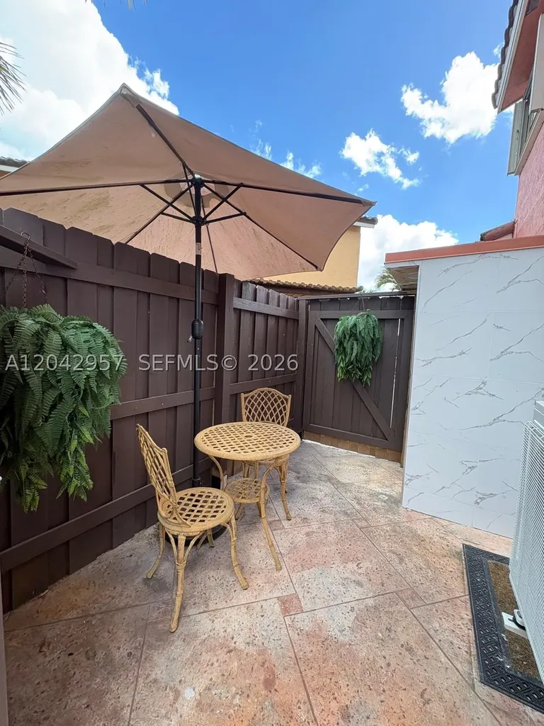 15470 SW 47th Street Miami FL 33185