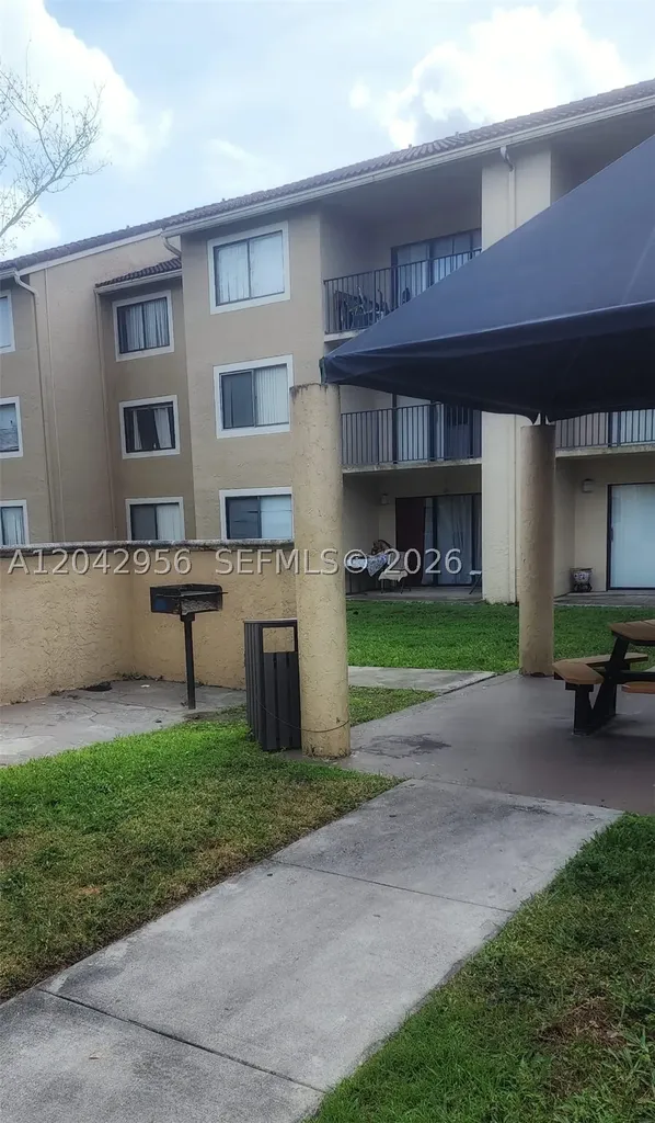 9188 W Atlantic Boulevard Coral Springs FL 33071